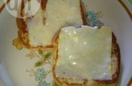 Rabanada salgada com queijo