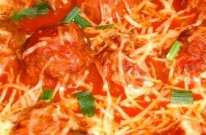 Almôndegas ao molho de tomate